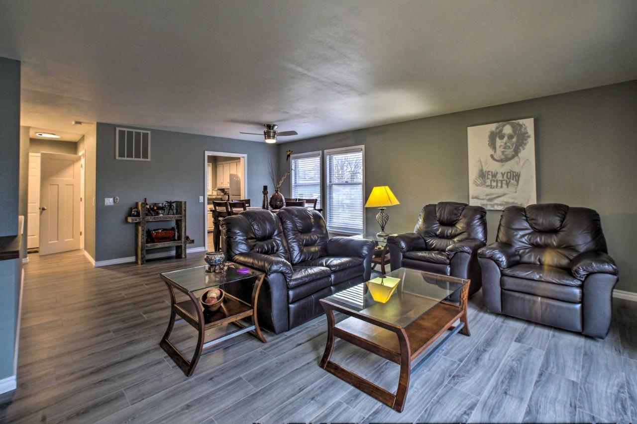 Renovated Lakefront Escape With Private Dock And Deck! بيلا فيستا المظهر الخارجي الصورة